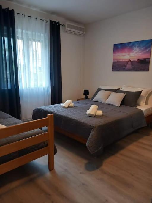 Apartment Dora-100M From The Central Beach Makarska Extérieur photo
