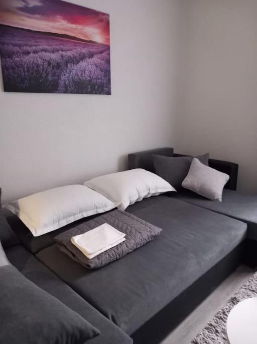 Apartment Dora-100M From The Central Beach Makarska Extérieur photo