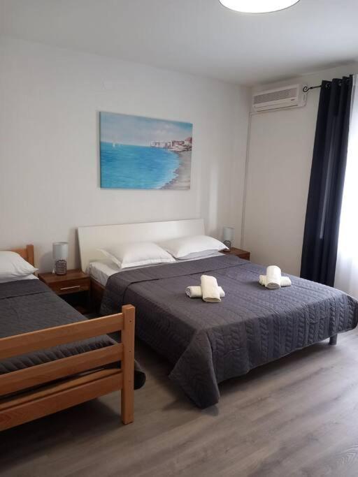 Apartment Dora-100M From The Central Beach Makarska Extérieur photo