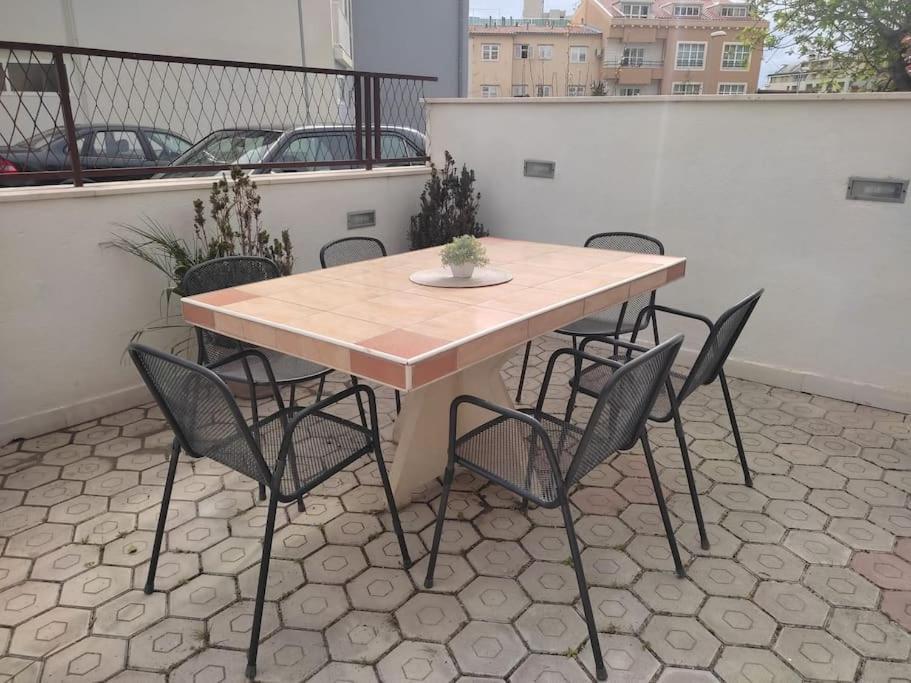 Apartment Dora-100M From The Central Beach Makarska Extérieur photo